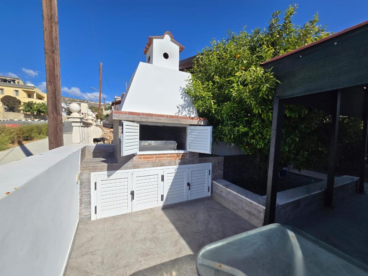 Michael Angelo Villa Paphos 外观 照片